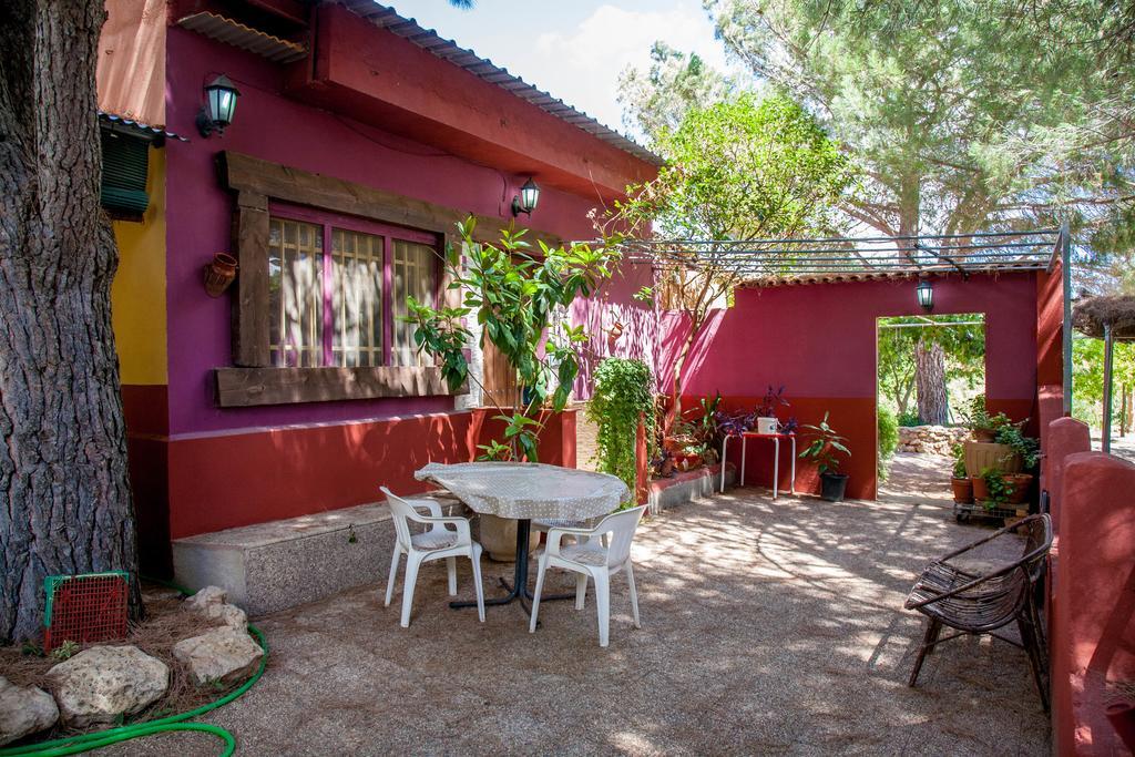 בית הארחה Villamalea 	La Derrubia מראה חיצוני תמונה